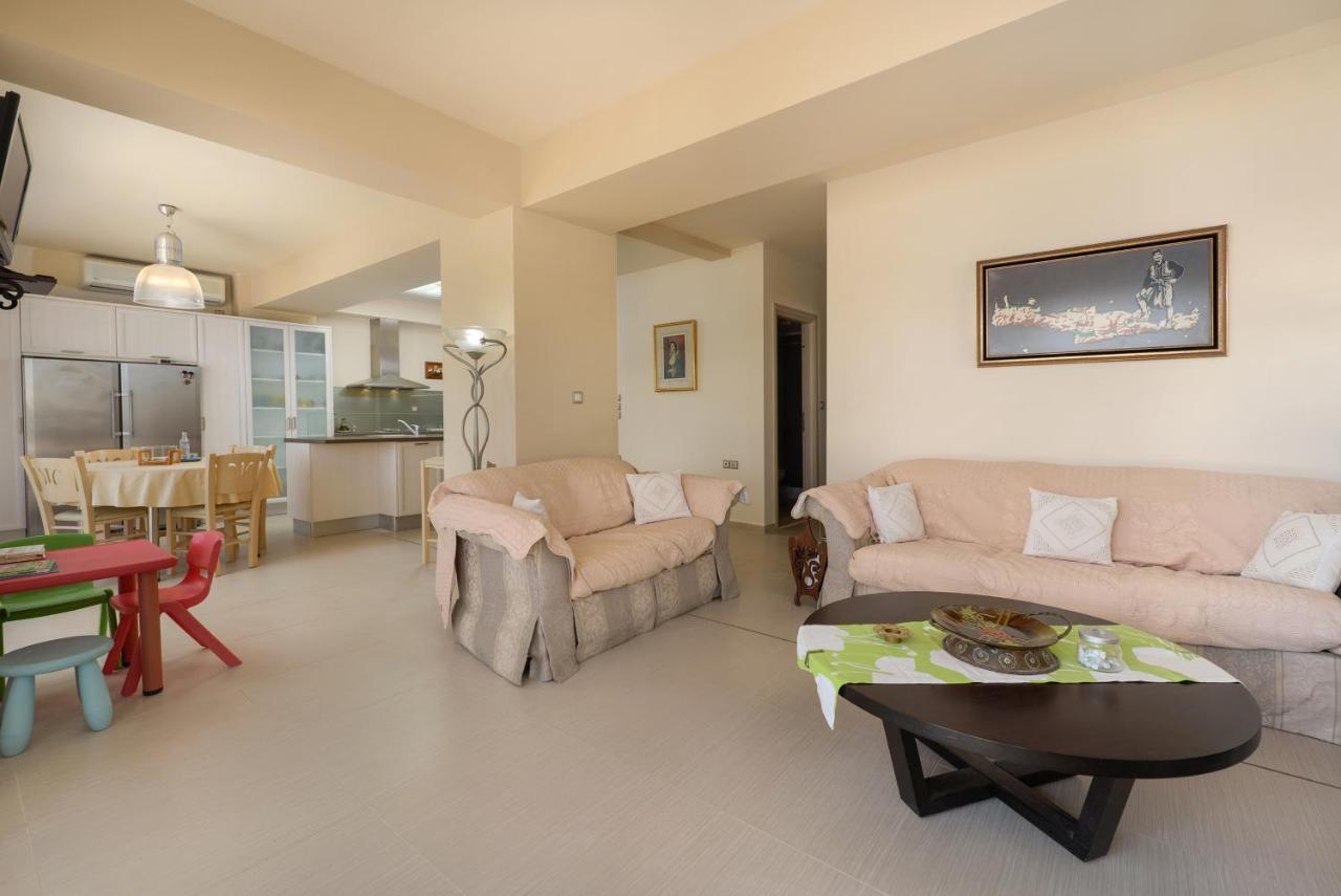 Beach Front Condo South Crete Kali Limenes Buitenkant foto